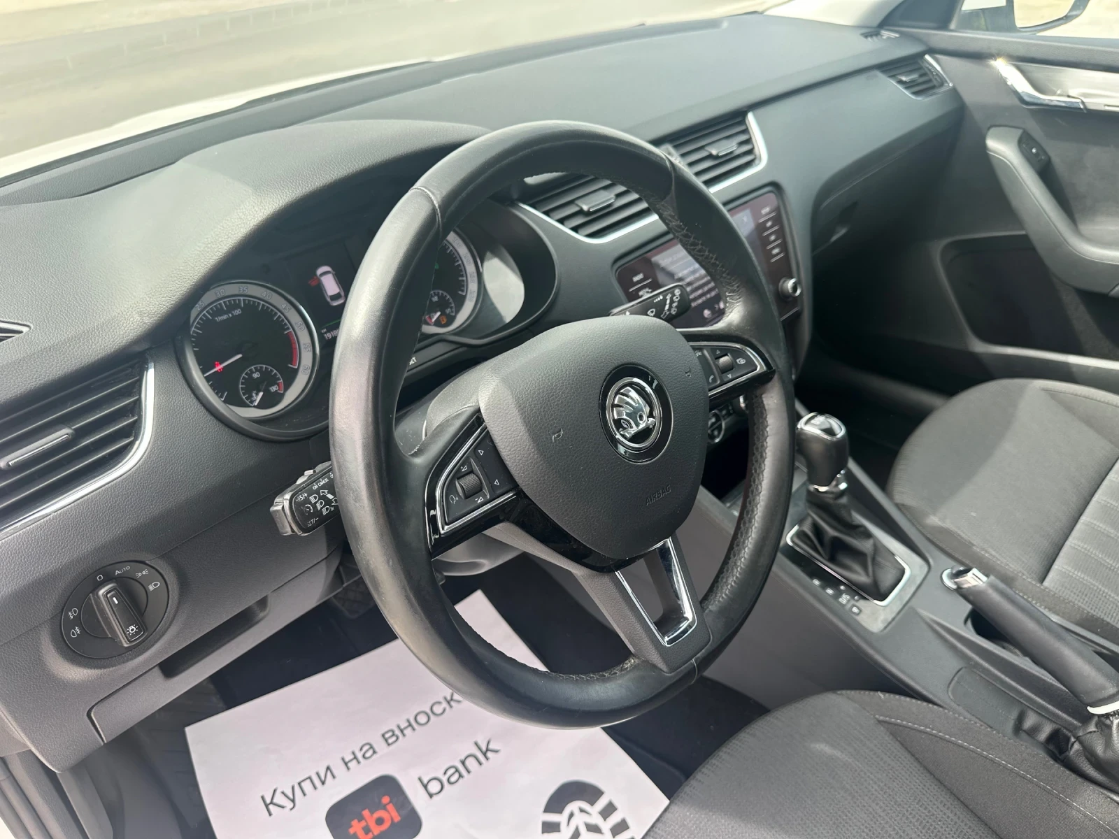 Skoda Octavia 2.0TDI DSG6 ОБСЛУЖЕНА - изображение 10