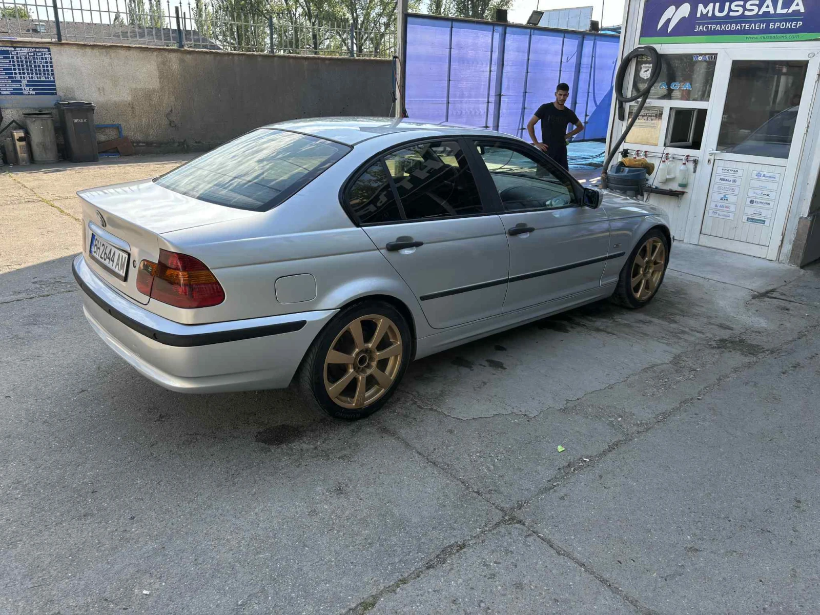 BMW 318 ER REIHE - изображение 6