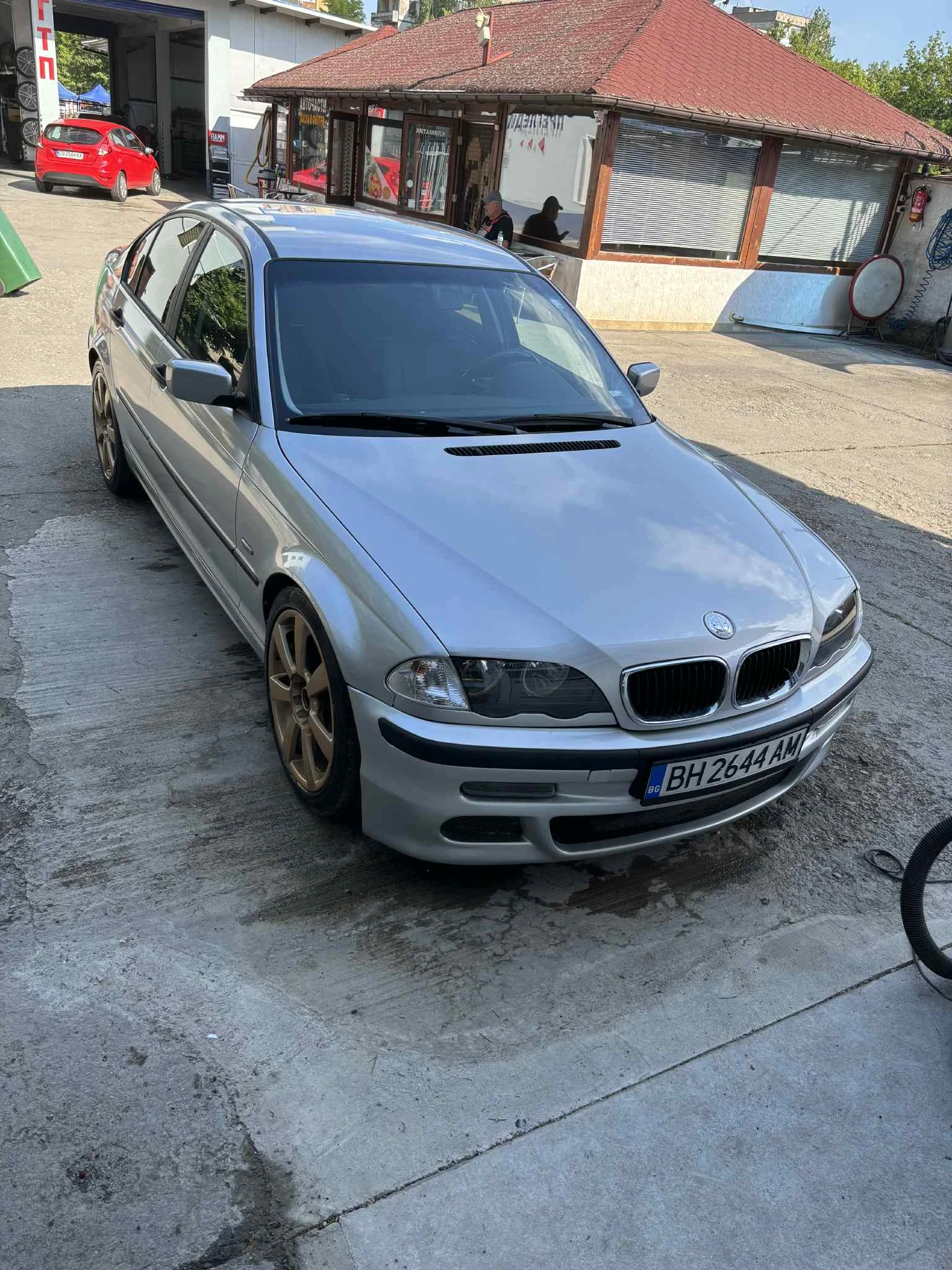 BMW 318 ER REIHE - изображение 5
