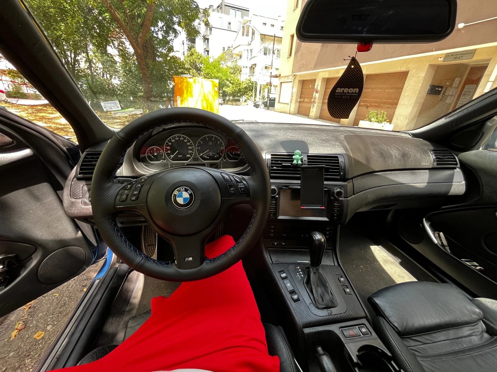 BMW 330 I, газ  - изображение 9