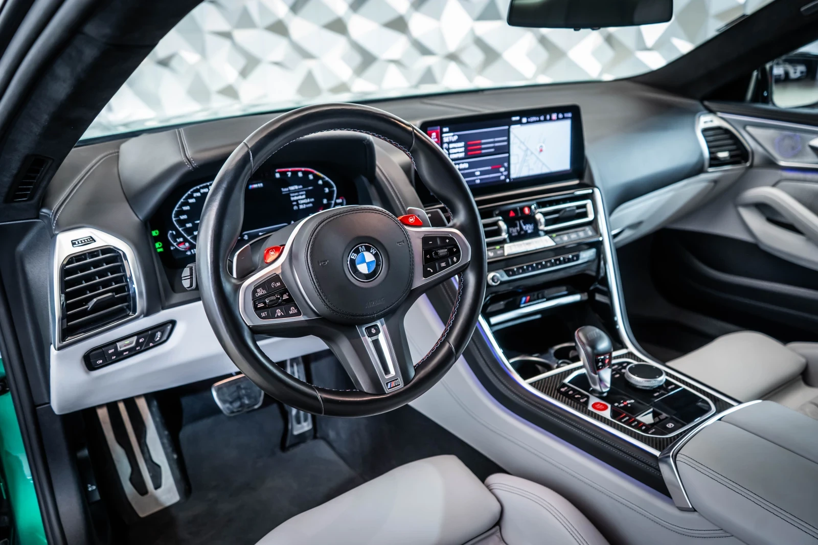 BMW M8 Competition* Bowers and Wilkins* Лизинг* Ceramic - изображение 8