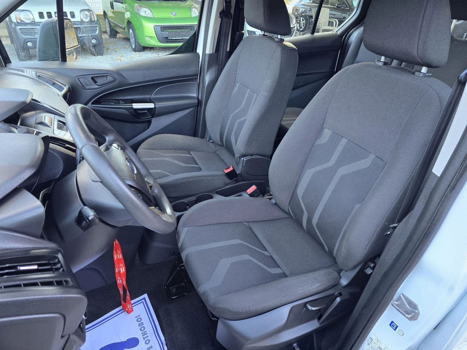 Ford Tourneo Connect 1.5 TDCI   | Mobile.bg   13