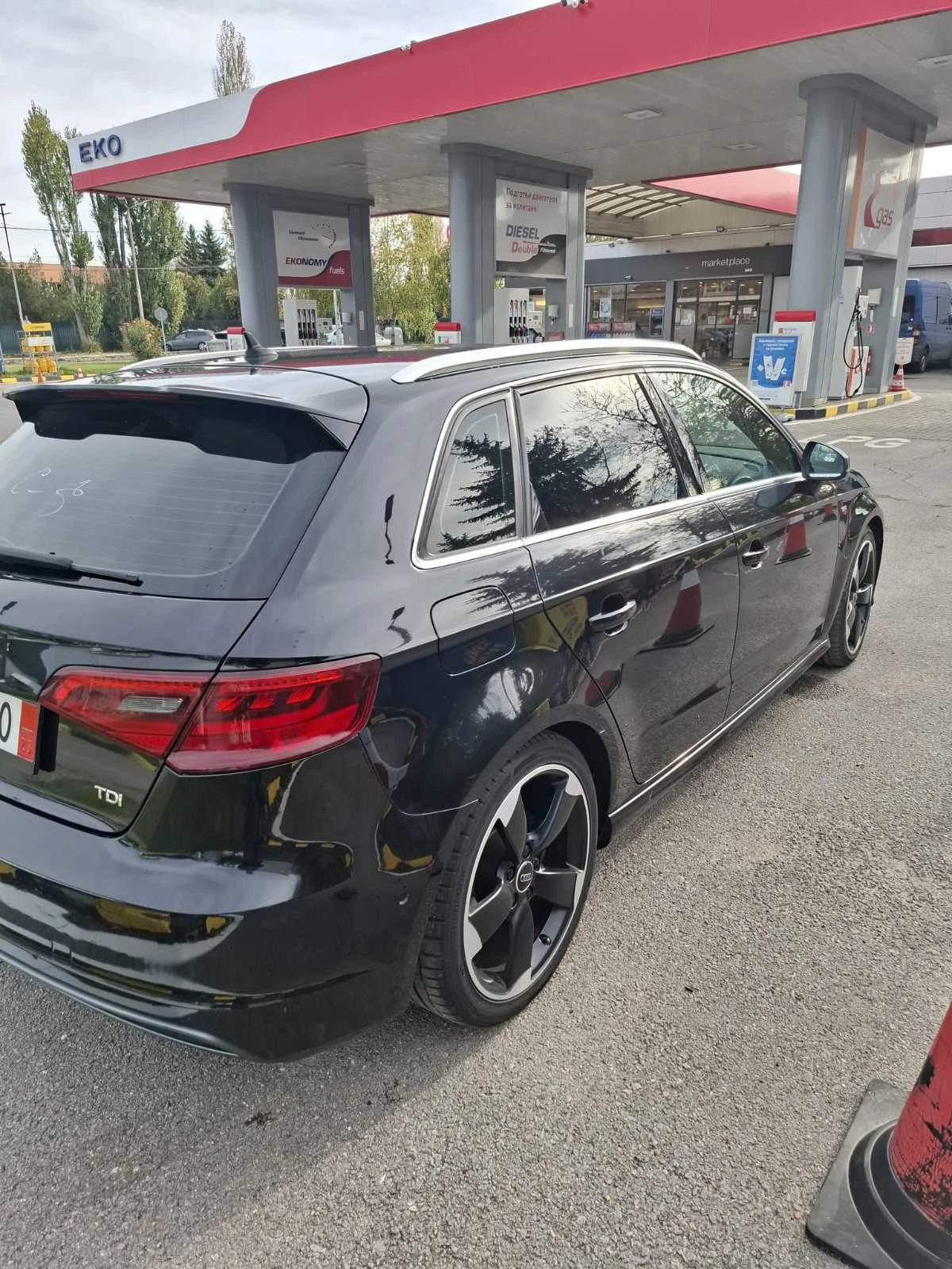 Audi A3 S line Sportpaket - Панорама/подгрев/кожен салон - изображение 7