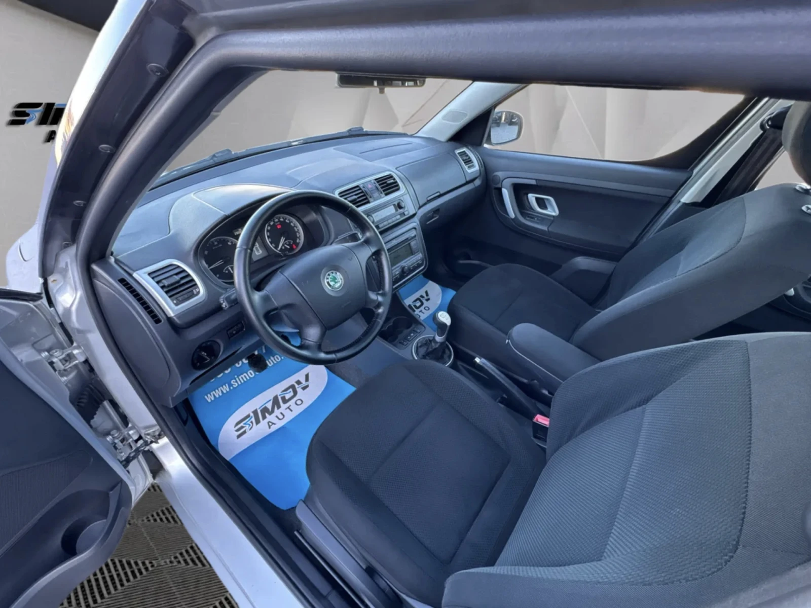 Skoda Roomster 1.9TDI 105КС. ПАНОРАМА ПОДГРЕВ КЛИМАТРОНИК - изображение 7