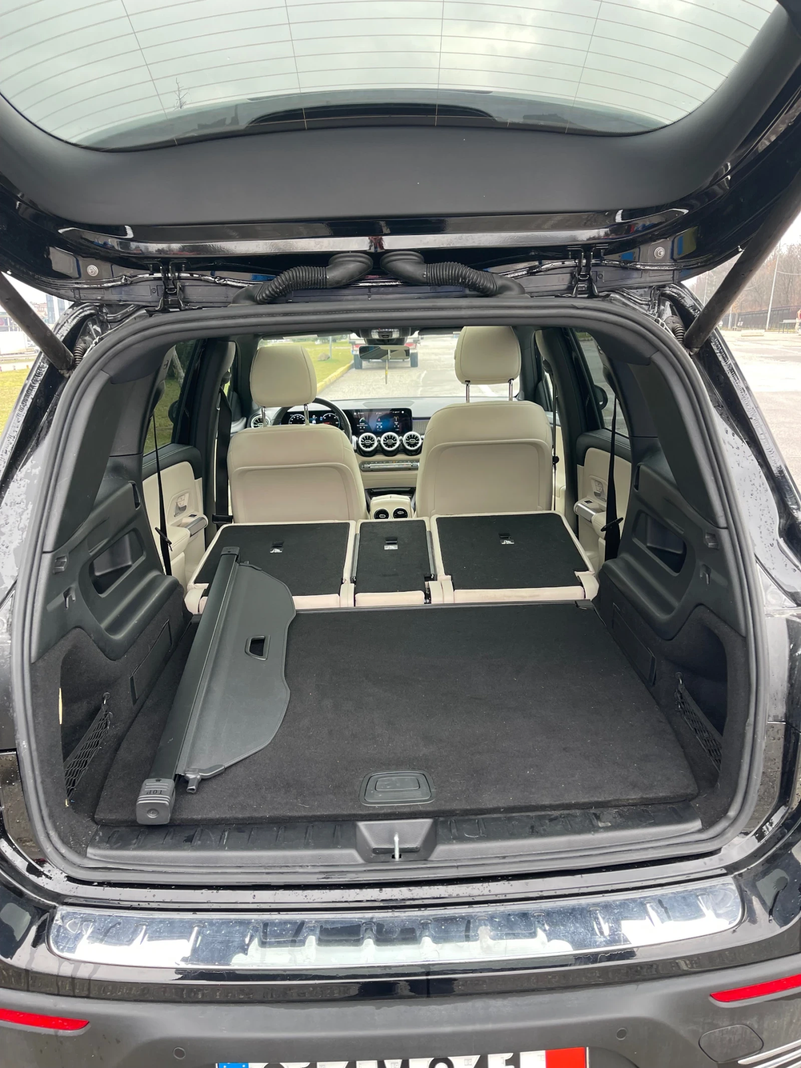 Mercedes-Benz EQB 250+  - изображение 10