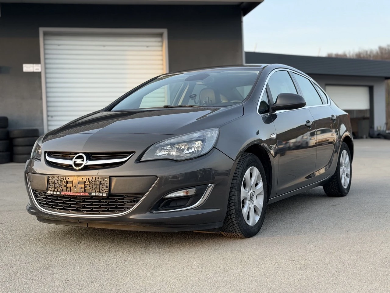 Opel Astra 1.7CDTI SEDAN | Auto.bg — изображение 1