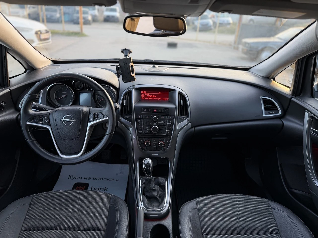 Opel Astra 1.7CDTI SEDAN, снимка 13 - Автомобили и джипове - 53880627