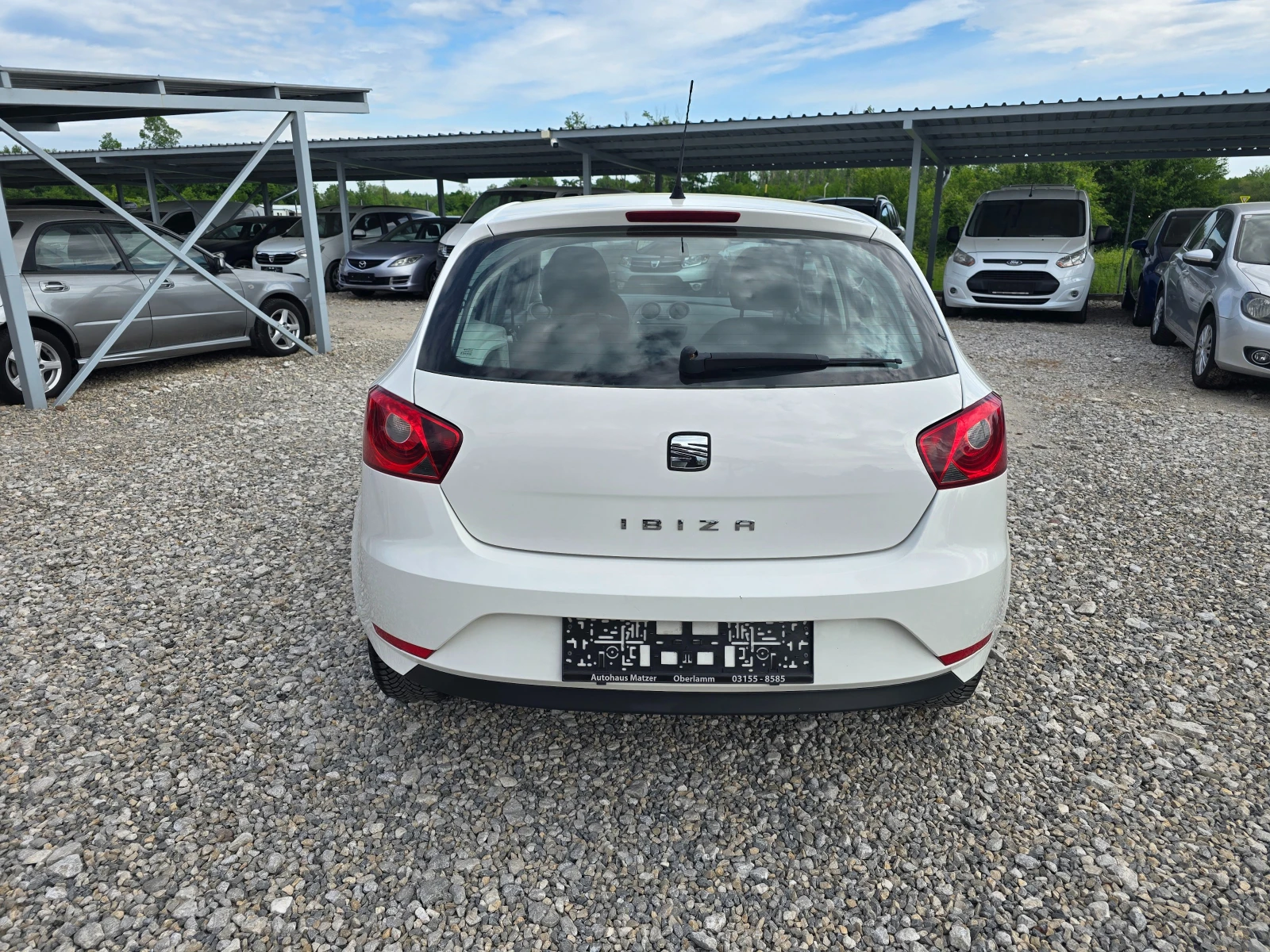 Seat Ibiza 1.2 БЕНЗИН ! ! РЕАЛНИ КИЛОМЕТРИ, снимка 4 - Автомобили и джипове - 54501347
