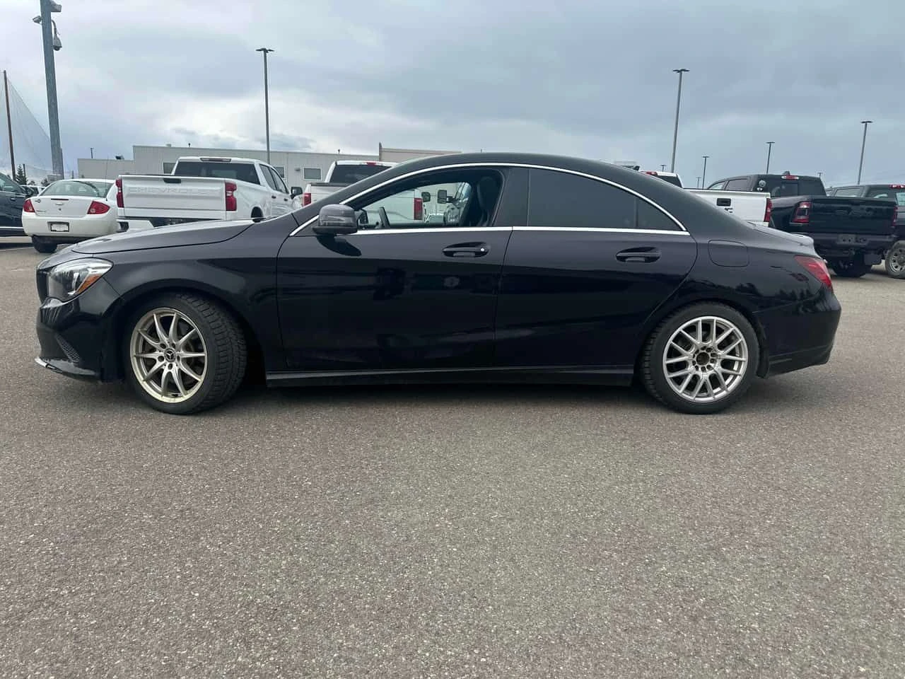 Mercedes-Benz CLA 250 4MATIC* ПОДГРЕВ* ПАНОРАМА* , снимка 2 - Автомобили и джипове - 54581878