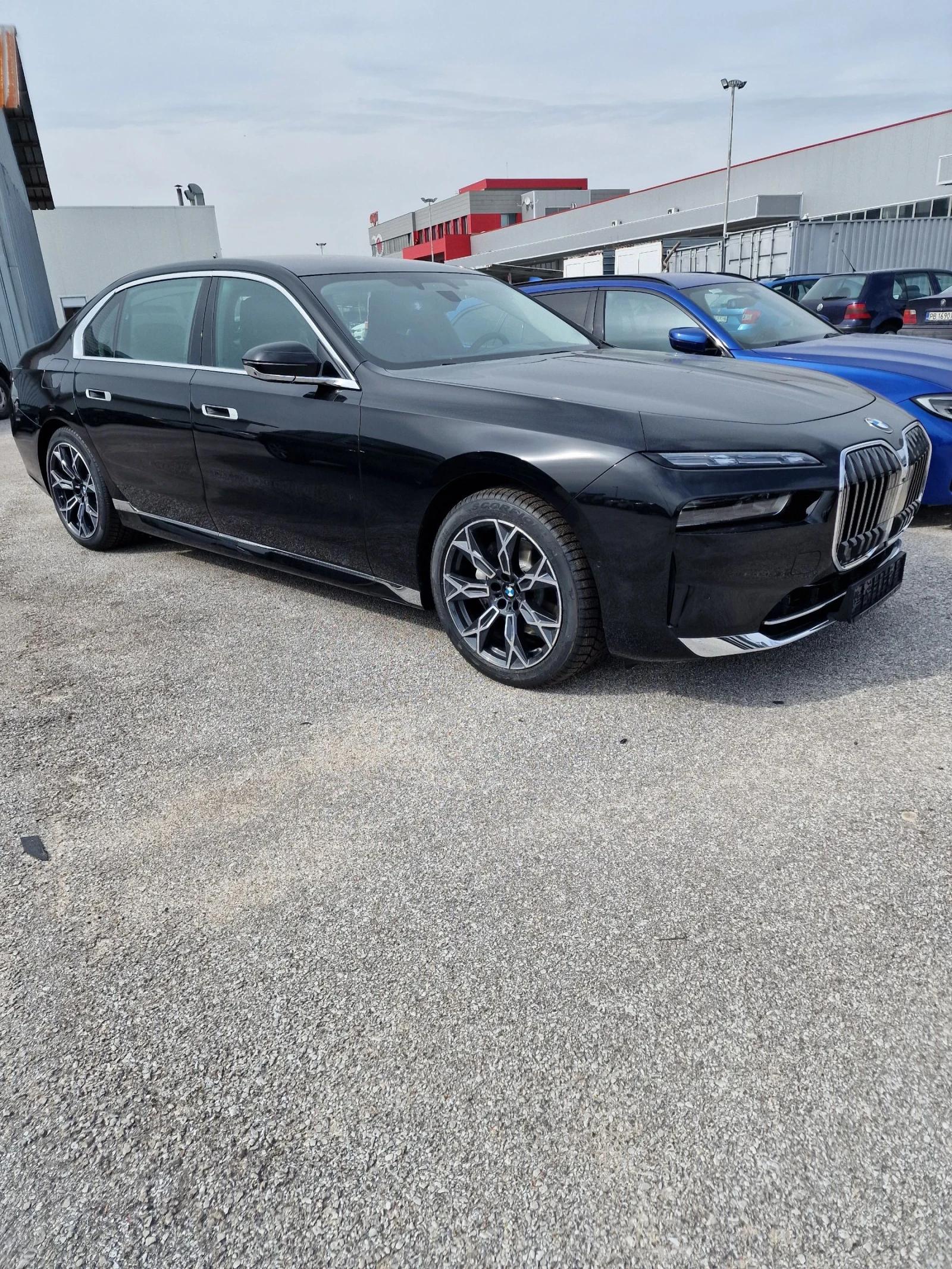 BMW 740 Лизинг от BMW, снимка 4 - Автомобили и джипове - 54972774