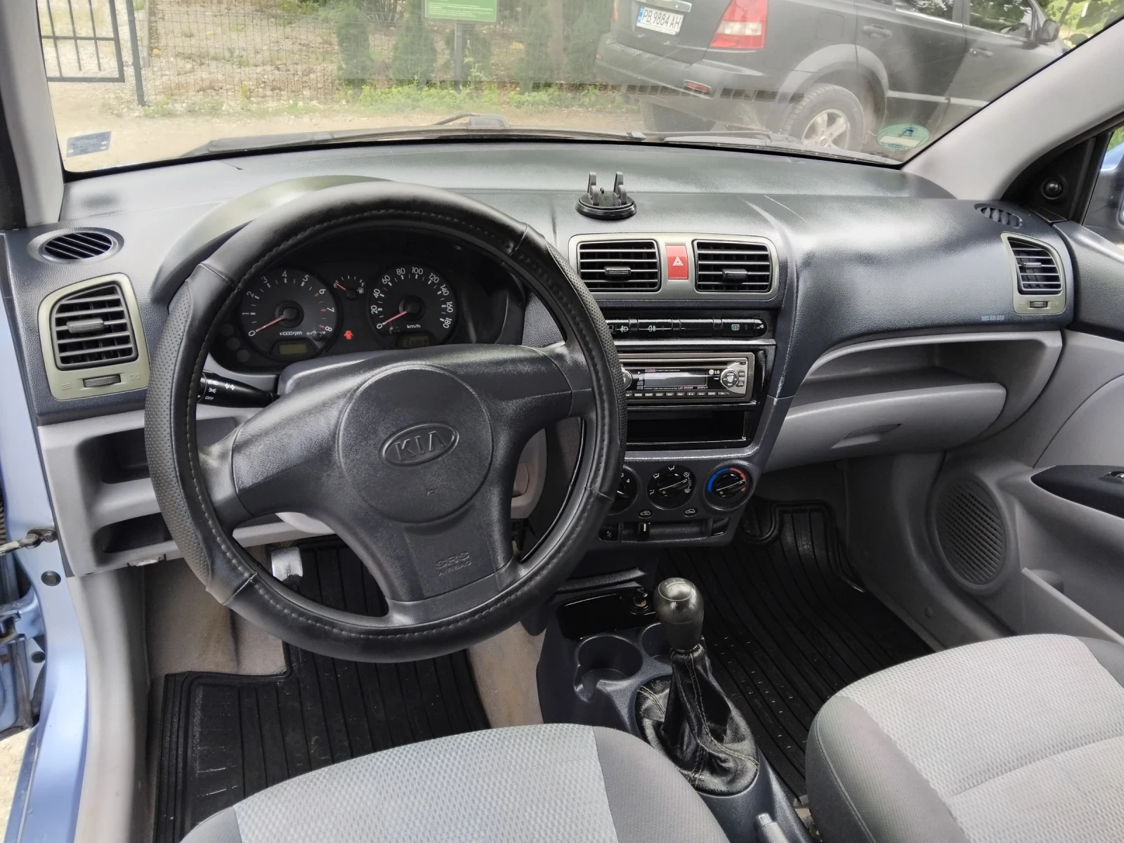 Kia Picanto 1.1//KLIMA//, снимка 10 - Автомобили и джипове - 55001162