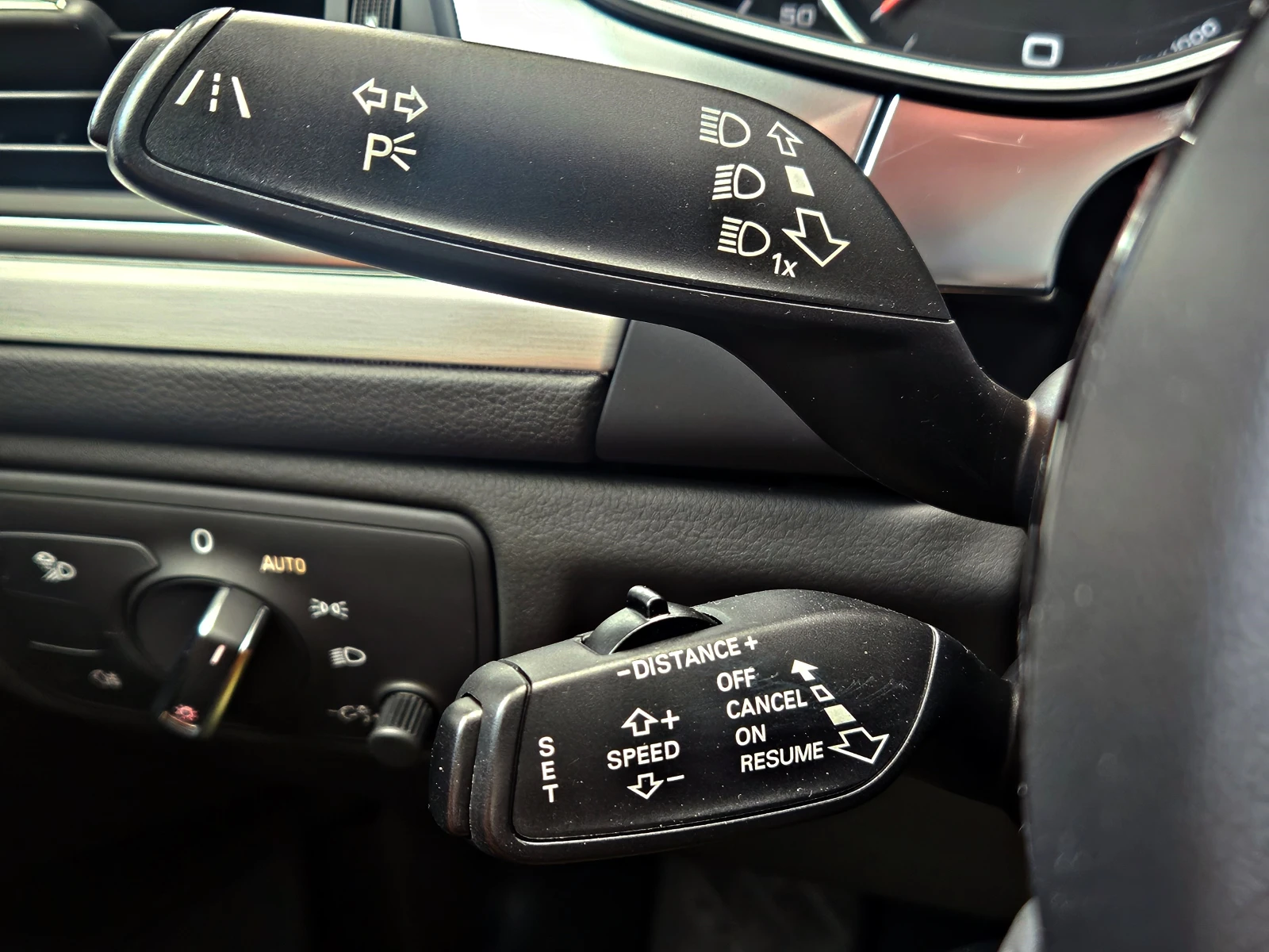 Audi A6 S-LINE/GERMANY/DISTR/CAMERA/ПОДГРЕВ/LANE ASSYS/LIZ, снимка 11 - Автомобили и джипове - 55173905