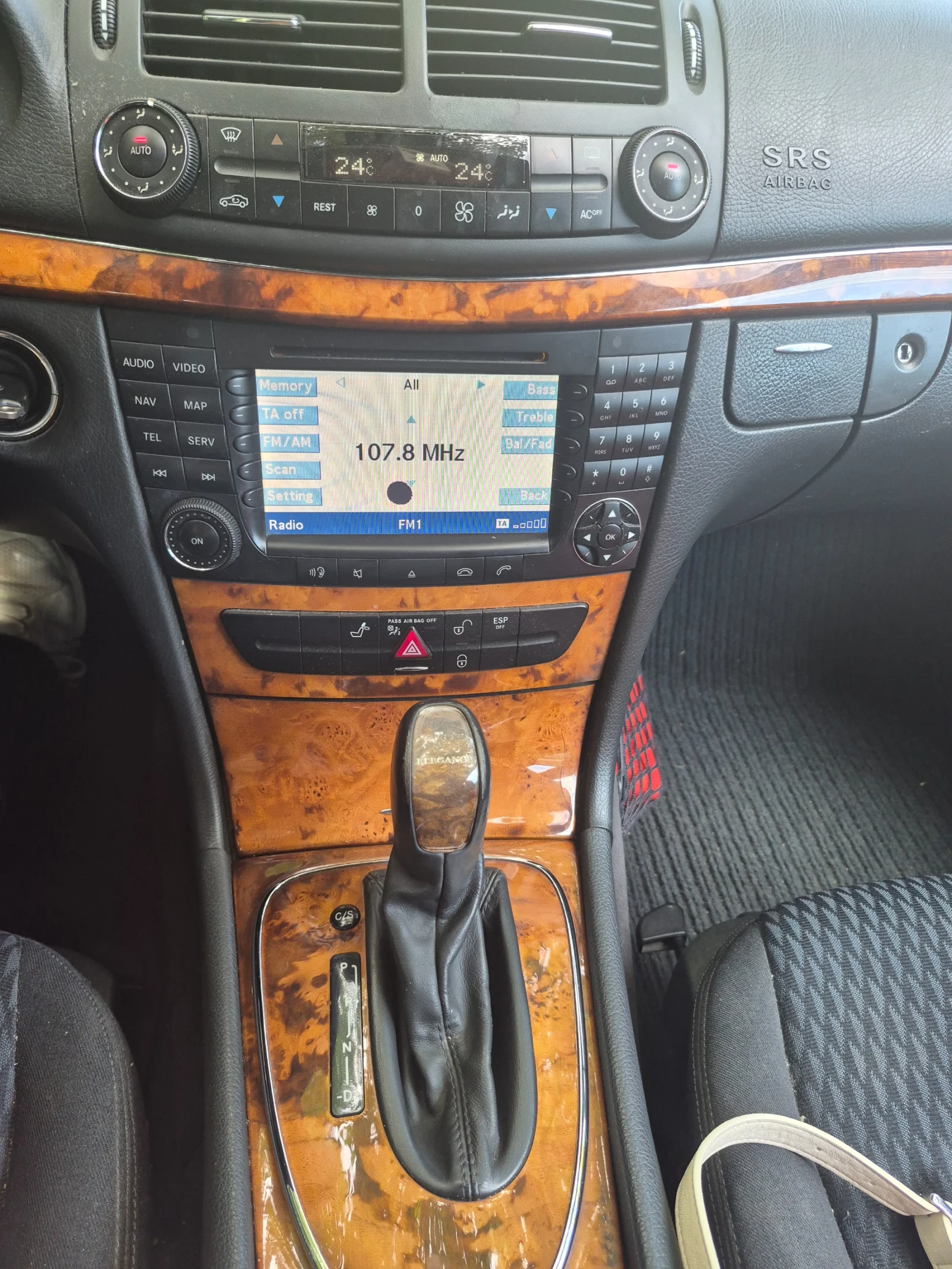 Mercedes-Benz E 320 E320 CDI, снимка 2 - Автомобили и джипове - 56438713