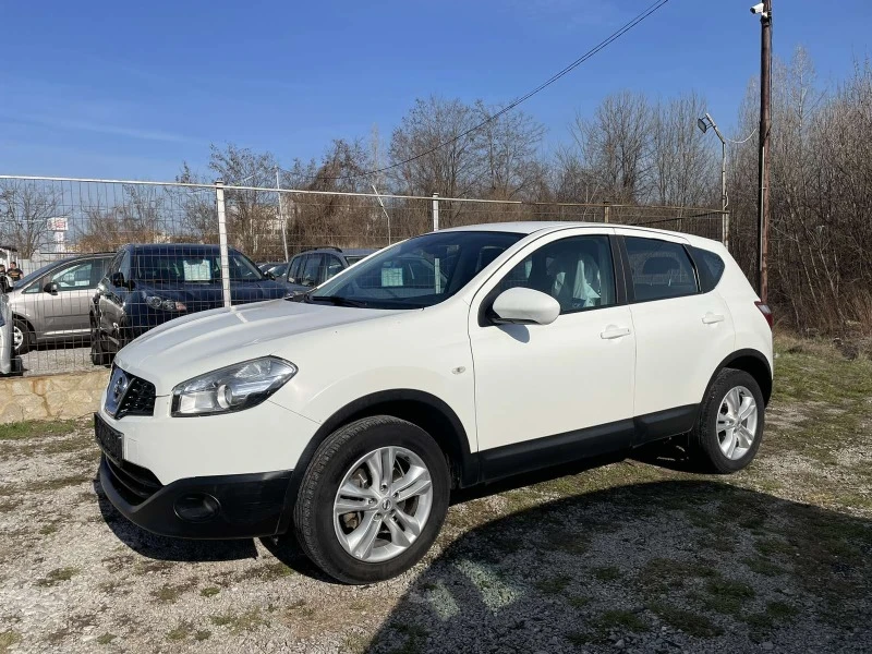 Nissan Qashqai 1.6i, снимка 2 - Автомобили и джипове - 39987935