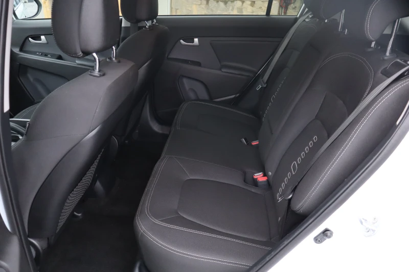 Kia Sportage 1.7CRDI* TOP, снимка 13 - Автомобили и джипове - 51876963