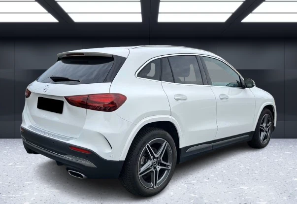 Mercedes-Benz GLA 200 200 = AMG Line = Advanced Plus Гаранция - изображение 3