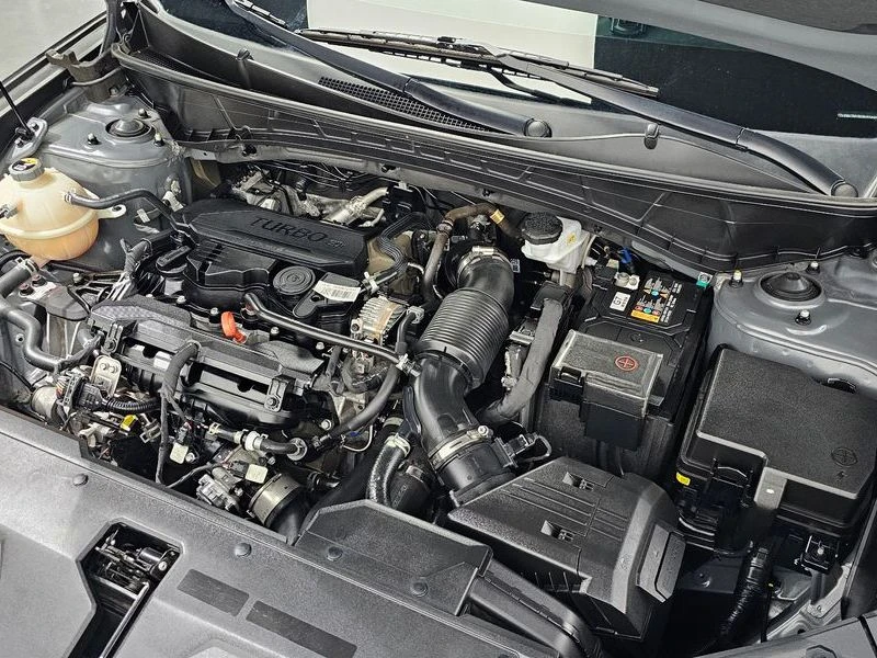 Hyundai Tucson 1.6 Automatic, снимка 6 - Автомобили и джипове - 55735965