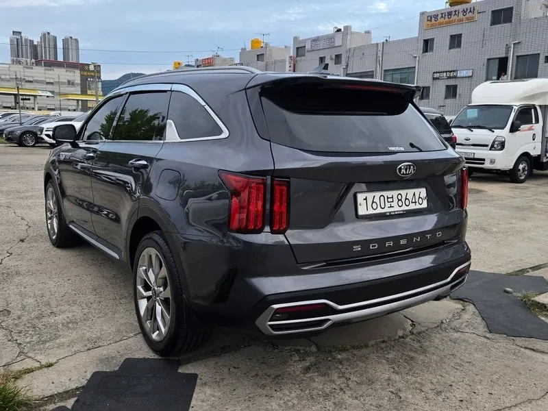 Kia Sorento Diesel 2.2 2Wd Prestige, снимка 4 - Автомобили и джипове - 56118857