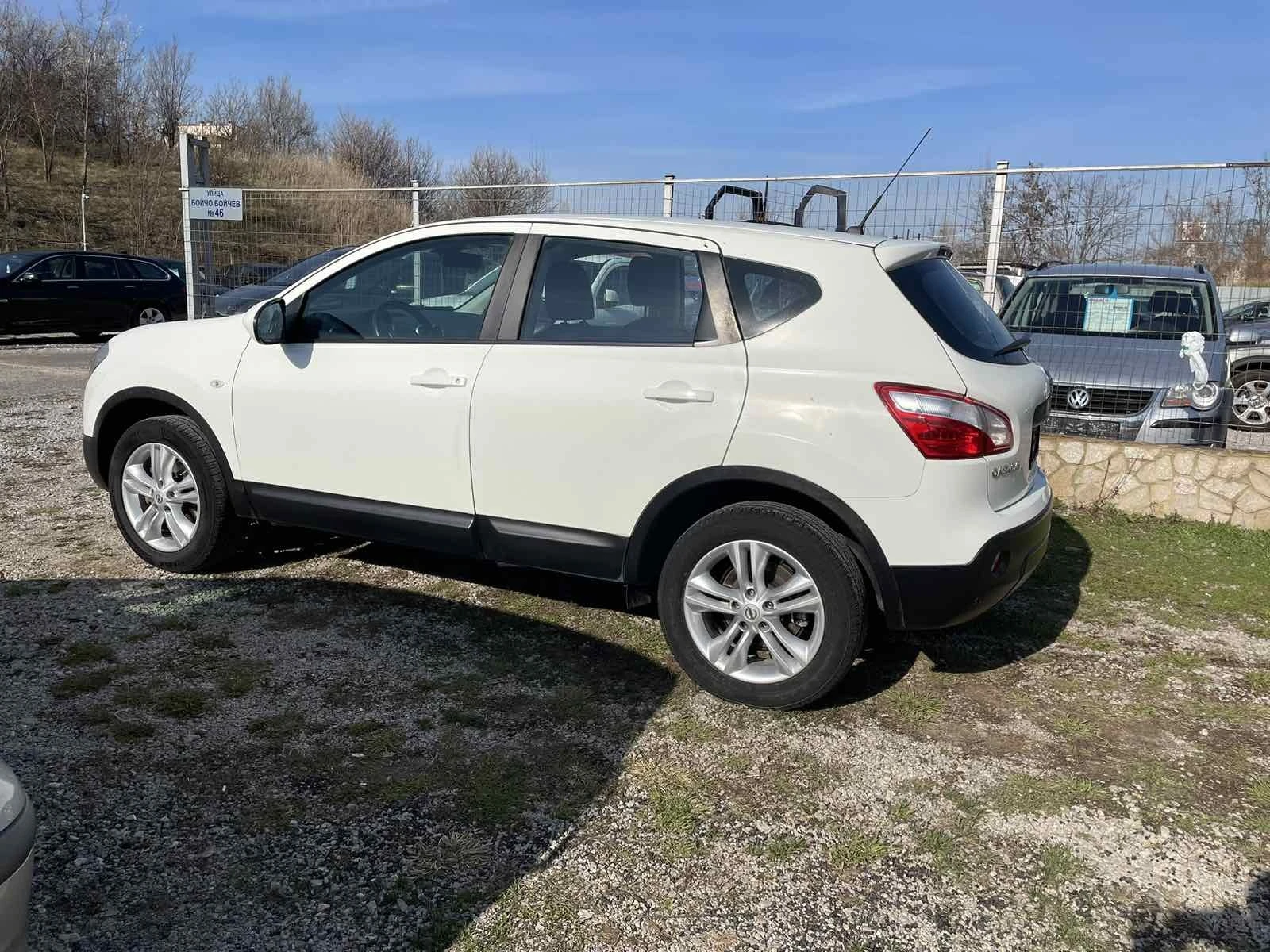 Nissan Qashqai 1.6i - изображение 4