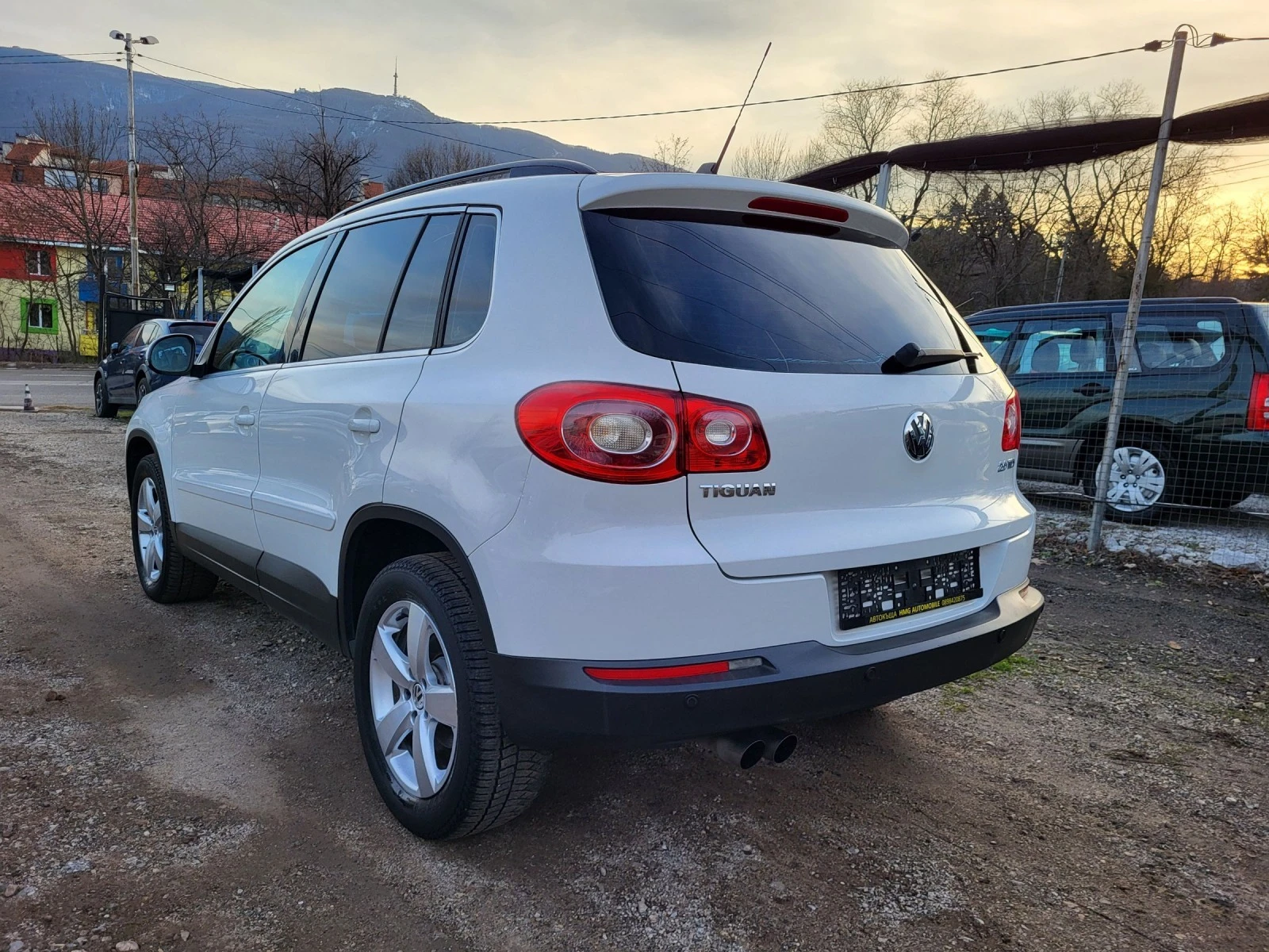 VW Tiguan 2.0 TDI / NAVY/ПАНОРАМА/КАМЕРА/4x4/ - изображение 4