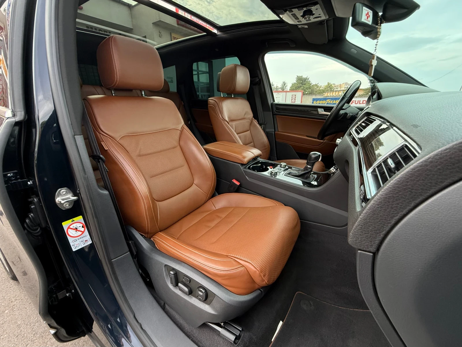 VW Touareg X 30TDi 245 * 360 * * * * * | Mobile.bg   14