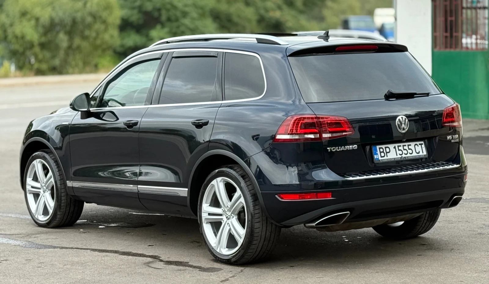 VW Touareg X 30TDi 245 * 360 камери* * Панорама* * Дистроник* - изображение 4