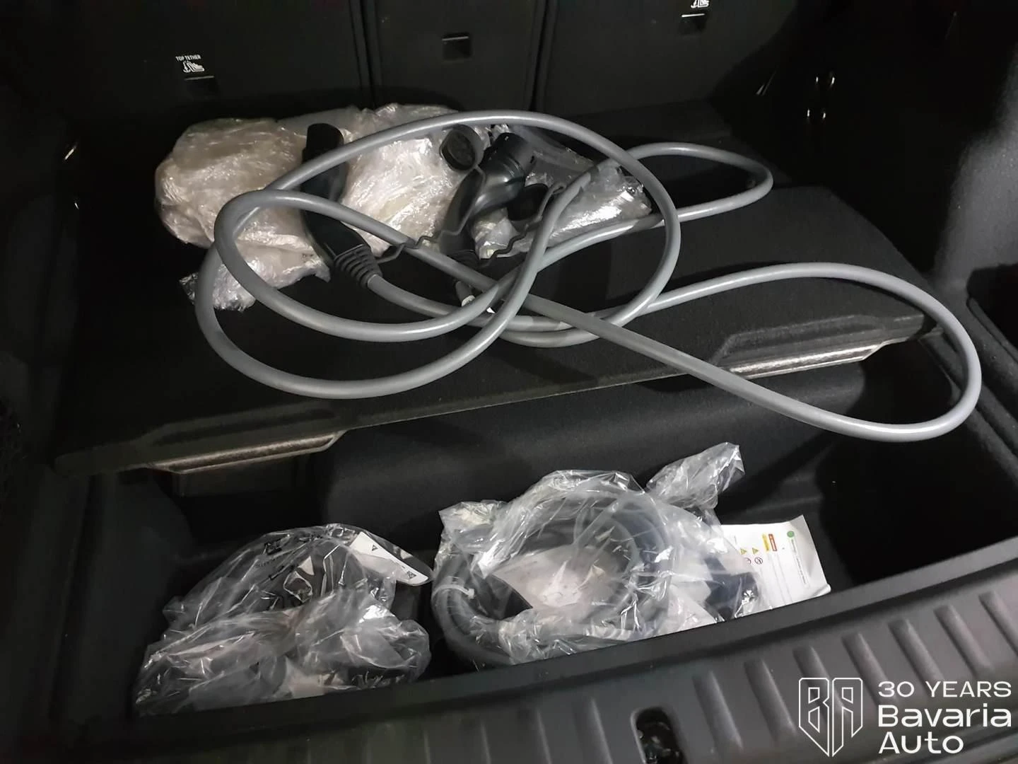 BMW iX1 30 xDrive M Sport Paket | Mobile.bg   13