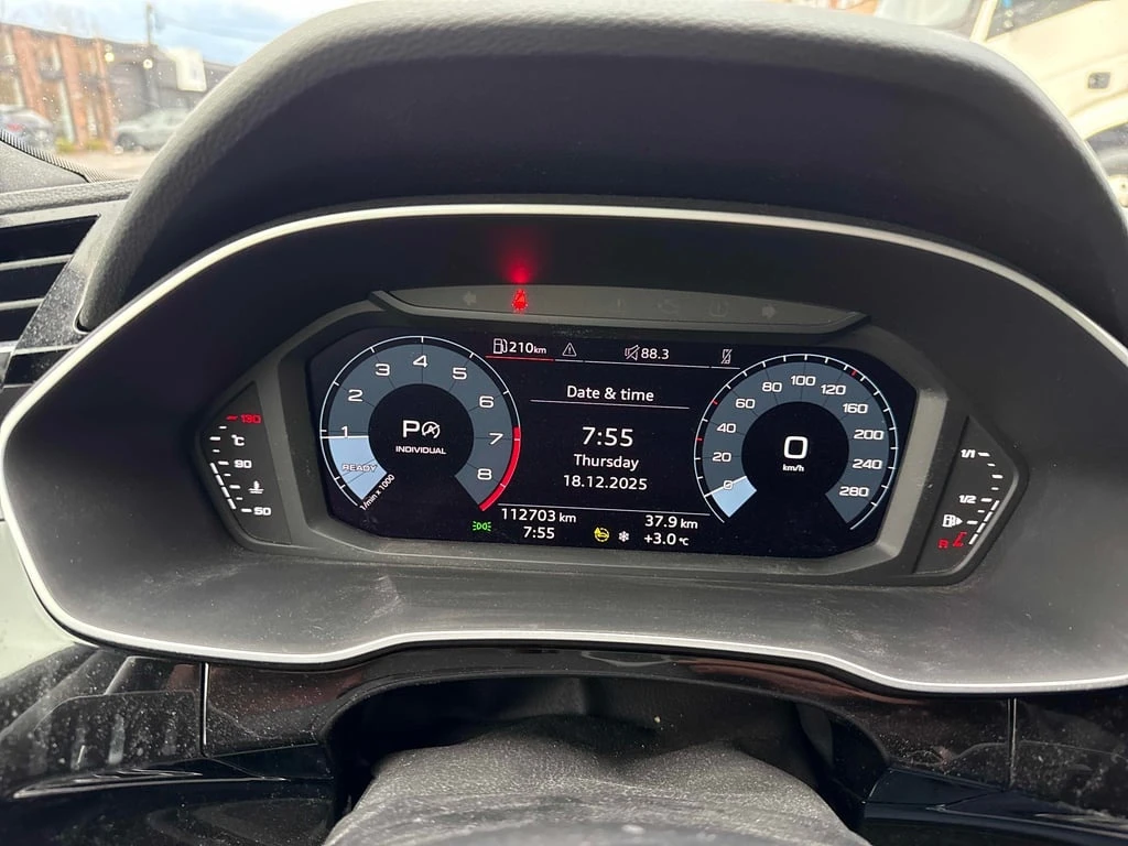 Audi Q3 * 45 TFSI quattro * CARFAX * ЦЕНА ДО БГ - изображение 8