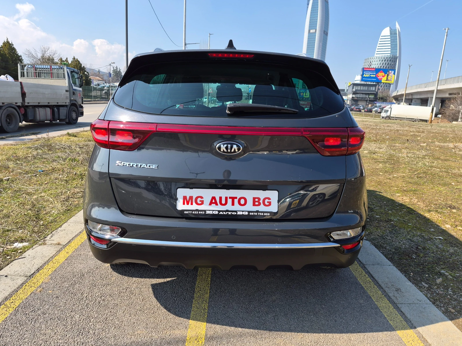 Kia Sportage 1.6D АВТОМАТ, снимка 5 - Автомобили и джипове - 53734730