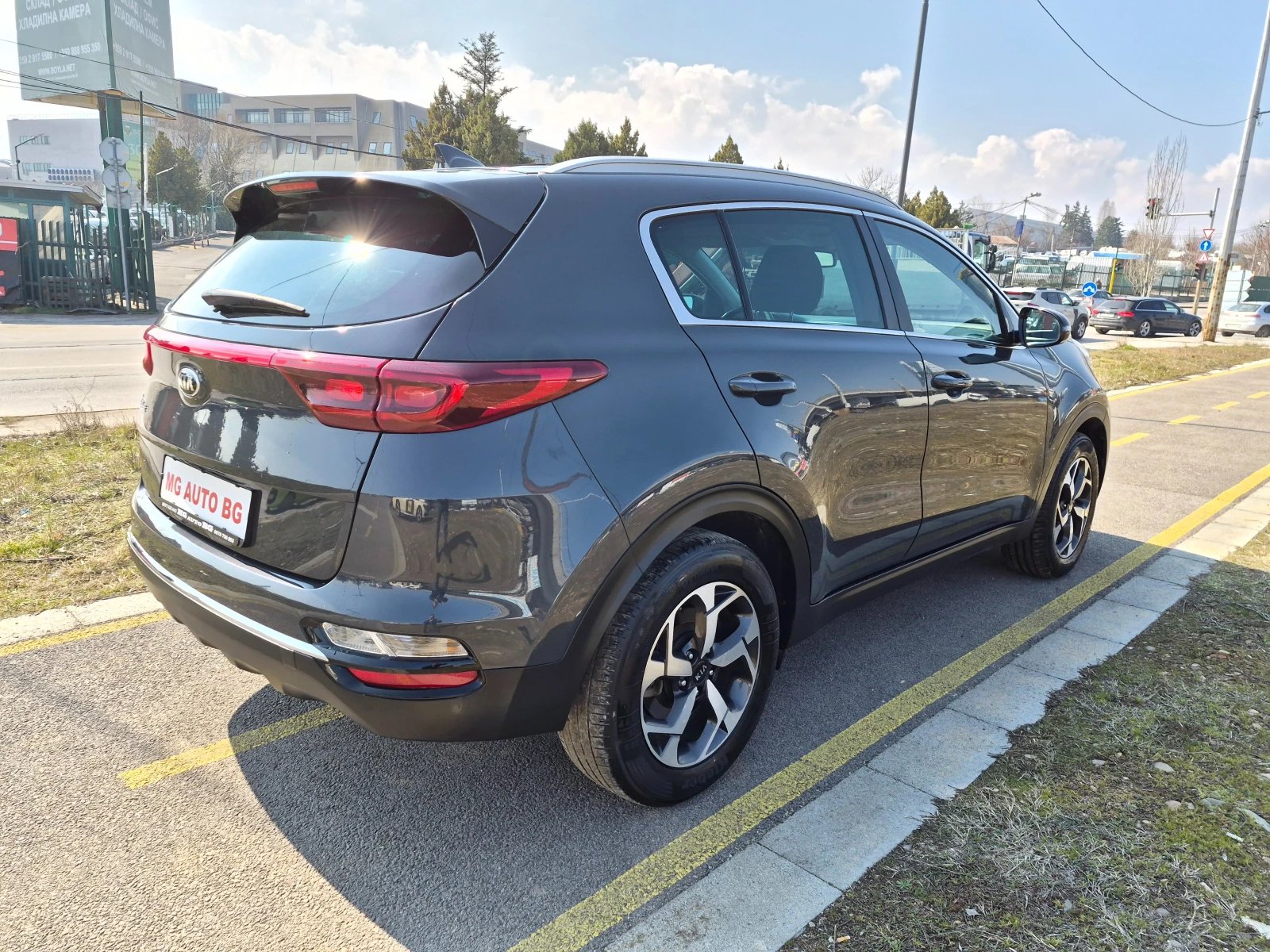 Kia Sportage 1.6D АВТОМАТ, снимка 6 - Автомобили и джипове - 53734730
