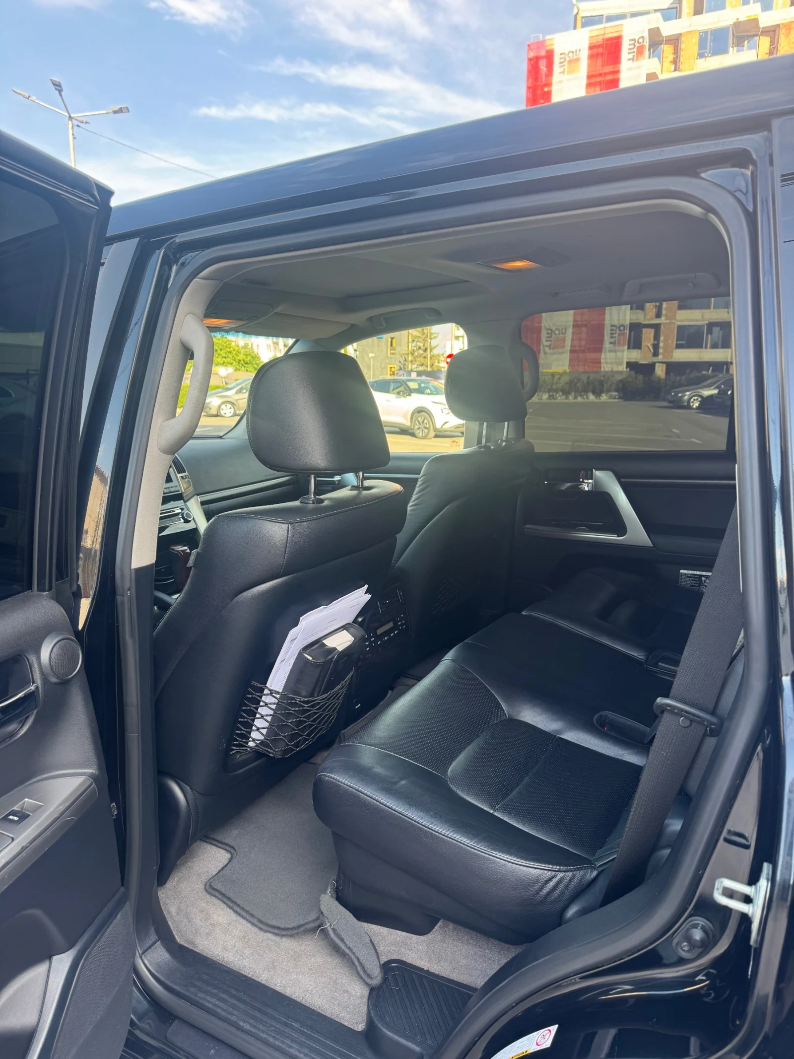 Toyota Land cruiser 200 - series V8 4.5L, снимка 10 - Автомобили и джипове - 54415805