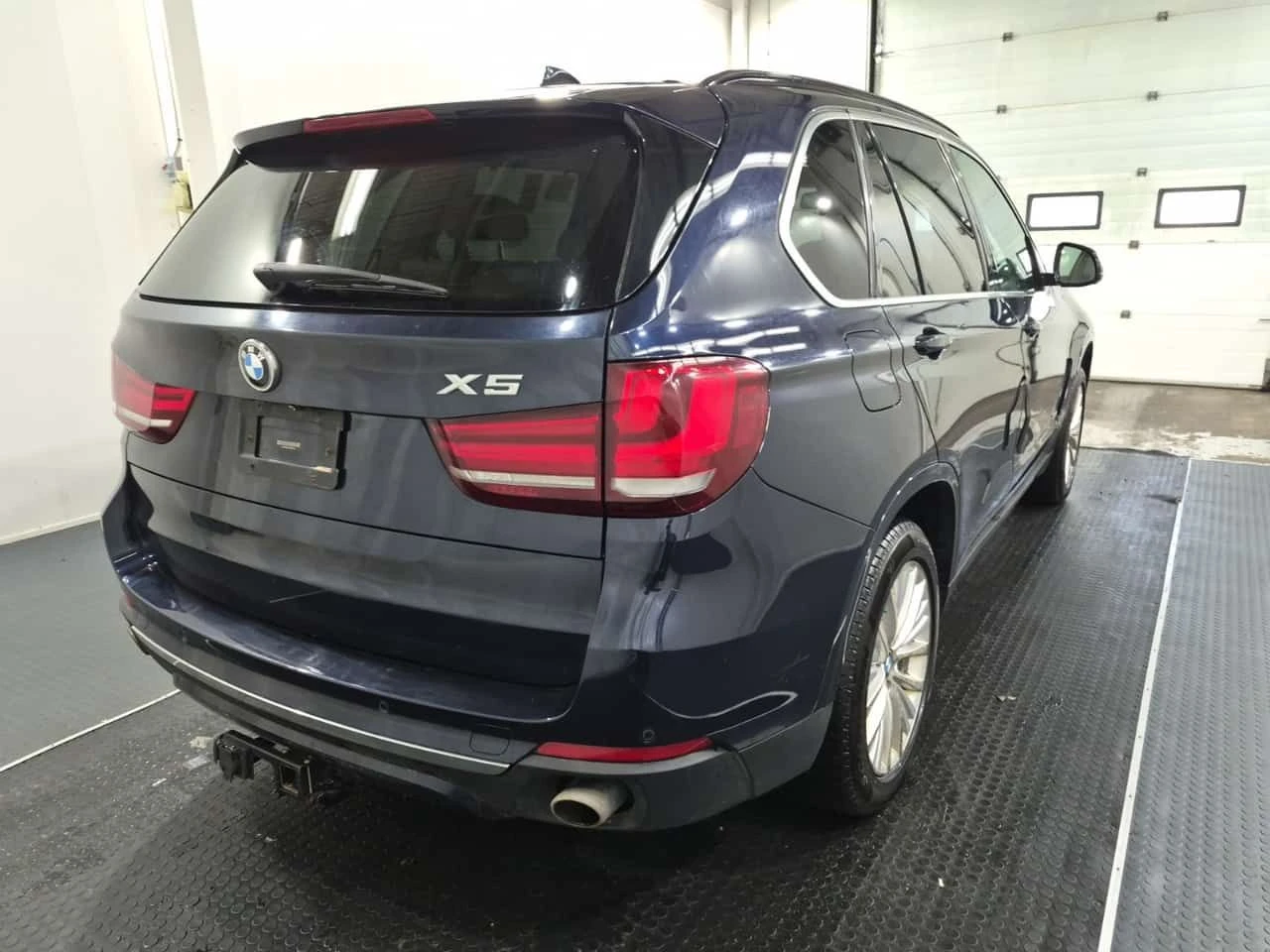 BMW X5 XDRIVE35I| 360| PANO| HAR/KAR| 2 КЛЮЧА| ПОДГРЕВИ, снимка 3 - Автомобили и джипове - 54793457
