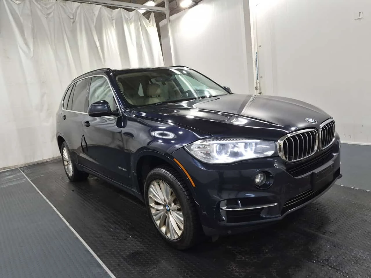 BMW X5 XDRIVE35I| 360| PANO| HAR/KAR| 2 КЛЮЧА| ПОДГРЕВИ, снимка 2 - Автомобили и джипове - 54793457