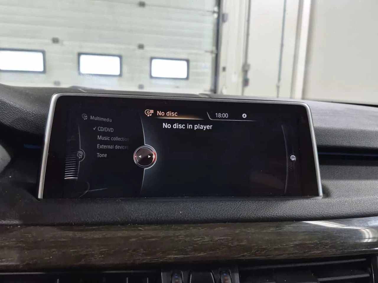 BMW X5 XDRIVE35I| 360| PANO| HAR/KAR| 2 КЛЮЧА| ПОДГРЕВИ, снимка 12 - Автомобили и джипове - 54793457