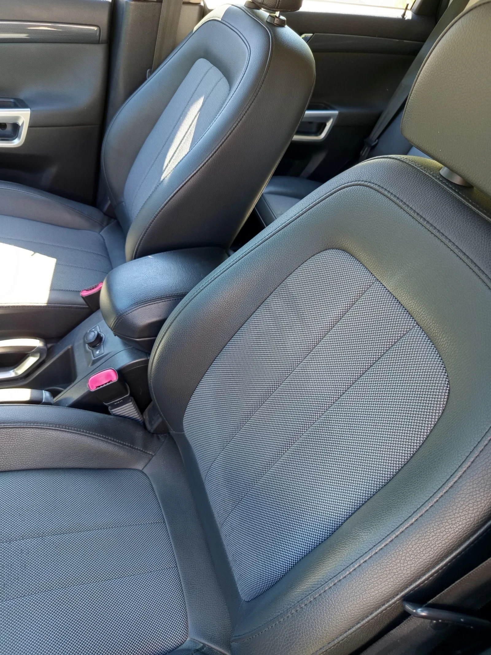 Opel Antara 2.0CDTI 4x4, снимка 10 - Автомобили и джипове - 55282295