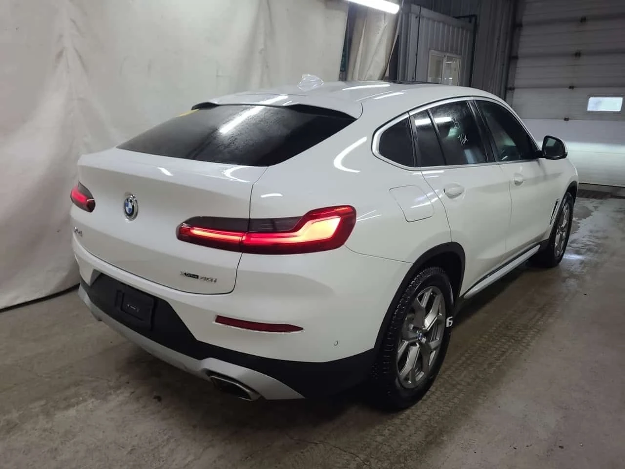 BMW X4 * xDrive30i * CARFAX * 2 ����� * ������� *  | Mobile.bg � ����������� 4