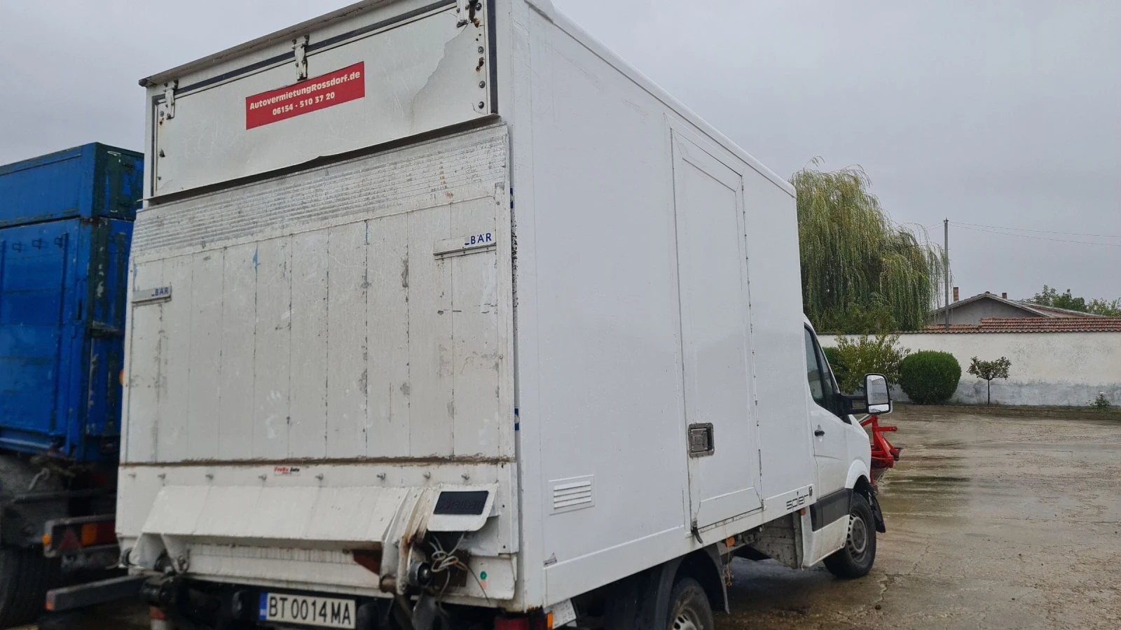 Mercedes-Benz 316 С борд - изображение 2