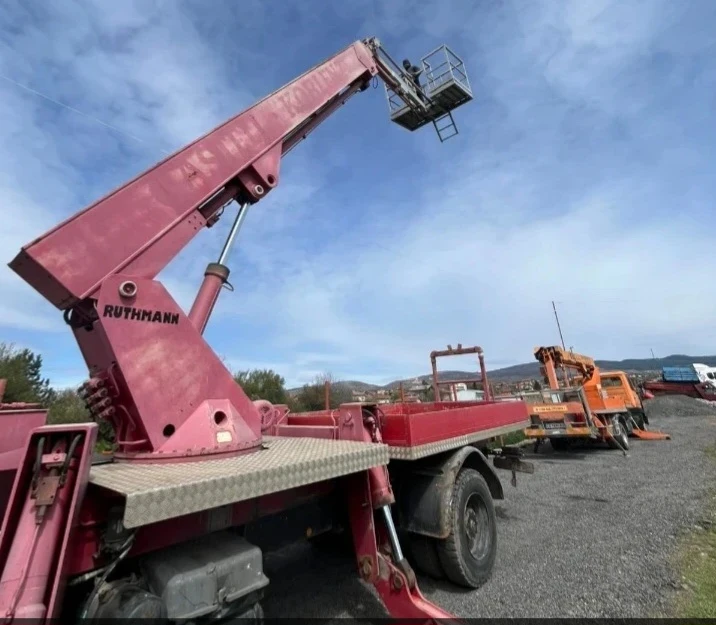 Mercedes-Benz 1622 Автовишка 22метра, снимка 5 - Камиони - 52937210