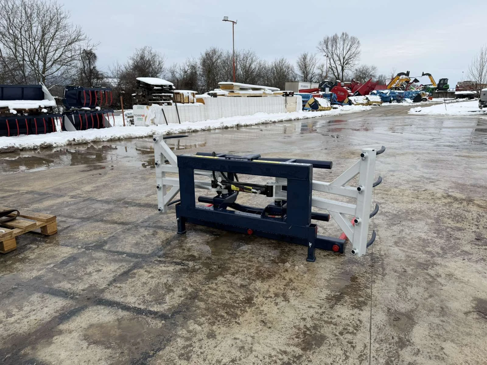 Друг вид Внос Щипка за бали с шишове - изображение 6