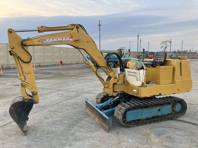 Багер Yanmar YB201U - ОЧАКВАН 10.08.2026!!! | Auto.bg — изображение 1