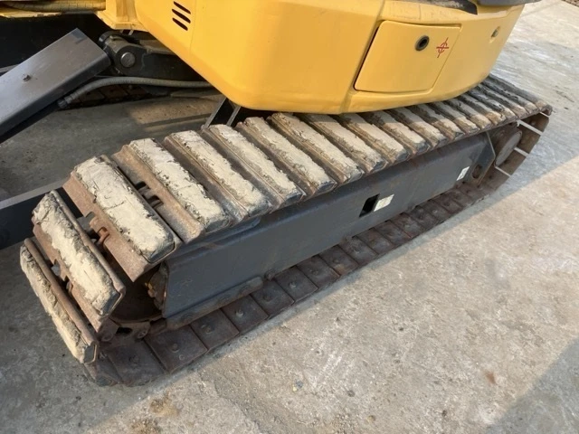 Багер Komatsu PC30MR / КАБИНА / ПЕРФЕКТЕН / ОЧАКВАН ВНОС, снимка 13 - Индустриална техника - 55832606