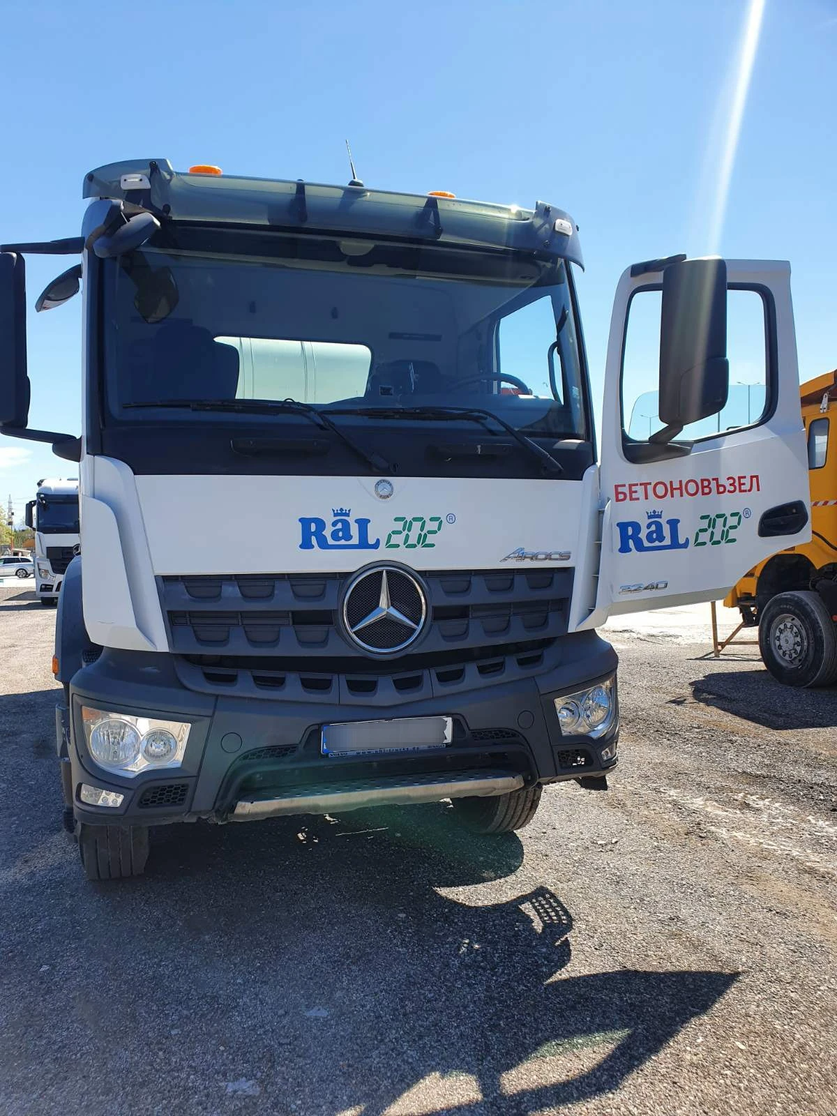 Бетон миксер Mercedes AROCS 3240 - изображение 3