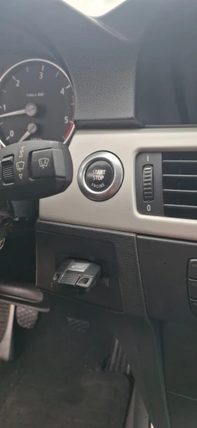 BMW 330 Х-DRIVEE E91, снимка 12