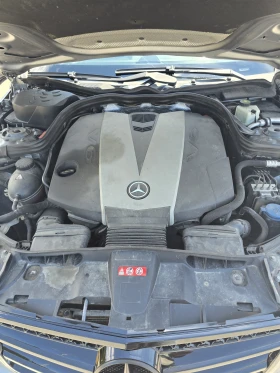 Mercedes-Benz E 300 Амг пакет, снимка 13
