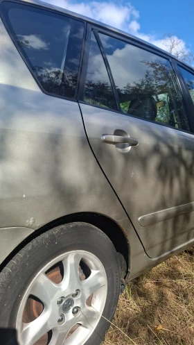 Toyota Corolla verso 1.8 , снимка 4