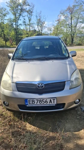 Toyota Corolla verso 1.8 , снимка 1