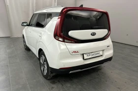 Kia Soul e-Soul 64 kWh (204кс) КАТО НОВА, снимка 2