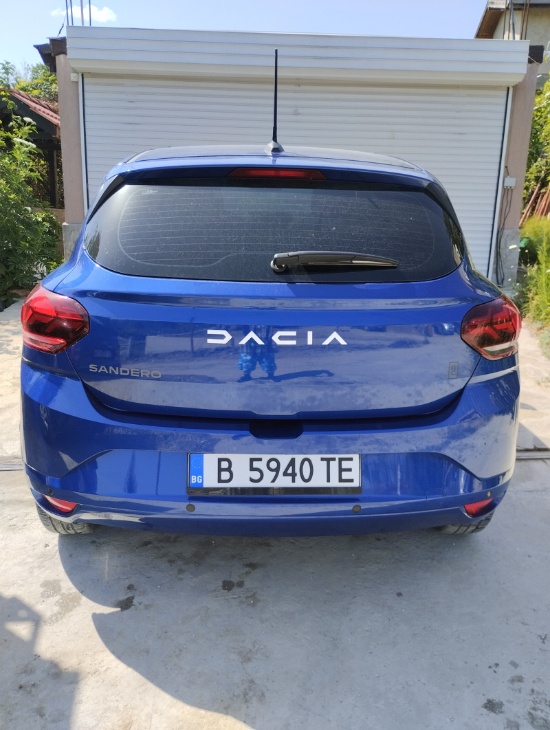 Dacia Sandero 03.23!!!Като нoва!!!, снимка 4 - Автомобили и джипове - 46400535
