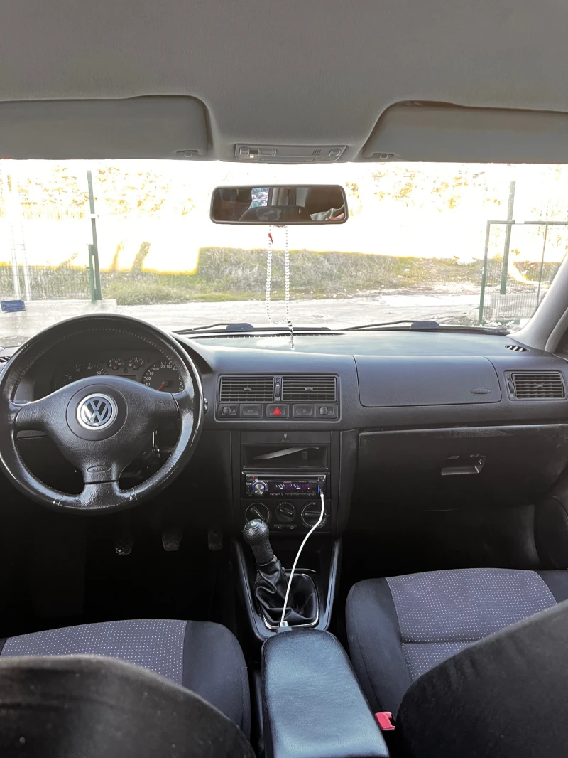 VW Golf, снимка 5 - Автомобили и джипове - 48267425