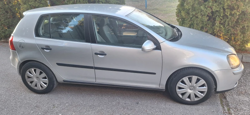 VW Golf 1.9 TDI EDITION, снимка 4 - Автомобили и джипове - 49063382